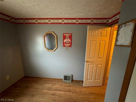 4800 Westbourne Road Cleveland OH 44124