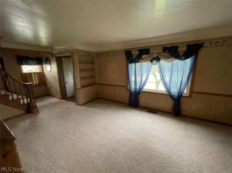 4800 Westbourne Road Cleveland OH 44124