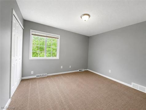 2107 Randall Street Lorain OH 44052