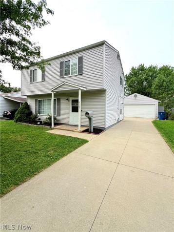 2107 Randall Street Lorain OH 44052