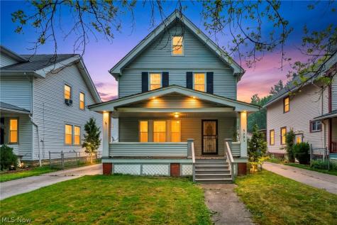 3293 W 99th Street Cleveland OH 44102