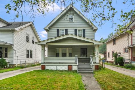 3293 W 99th Street Cleveland OH 44102