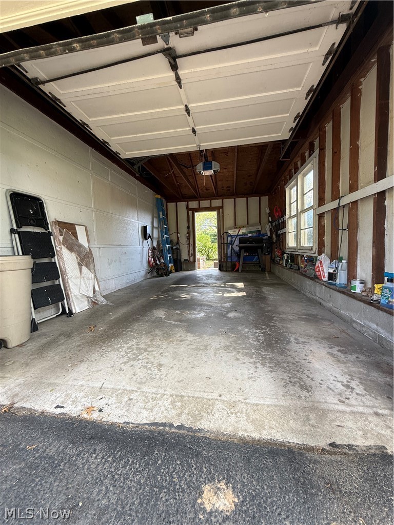 1939 Fulton Drive Coshocton OH 43812