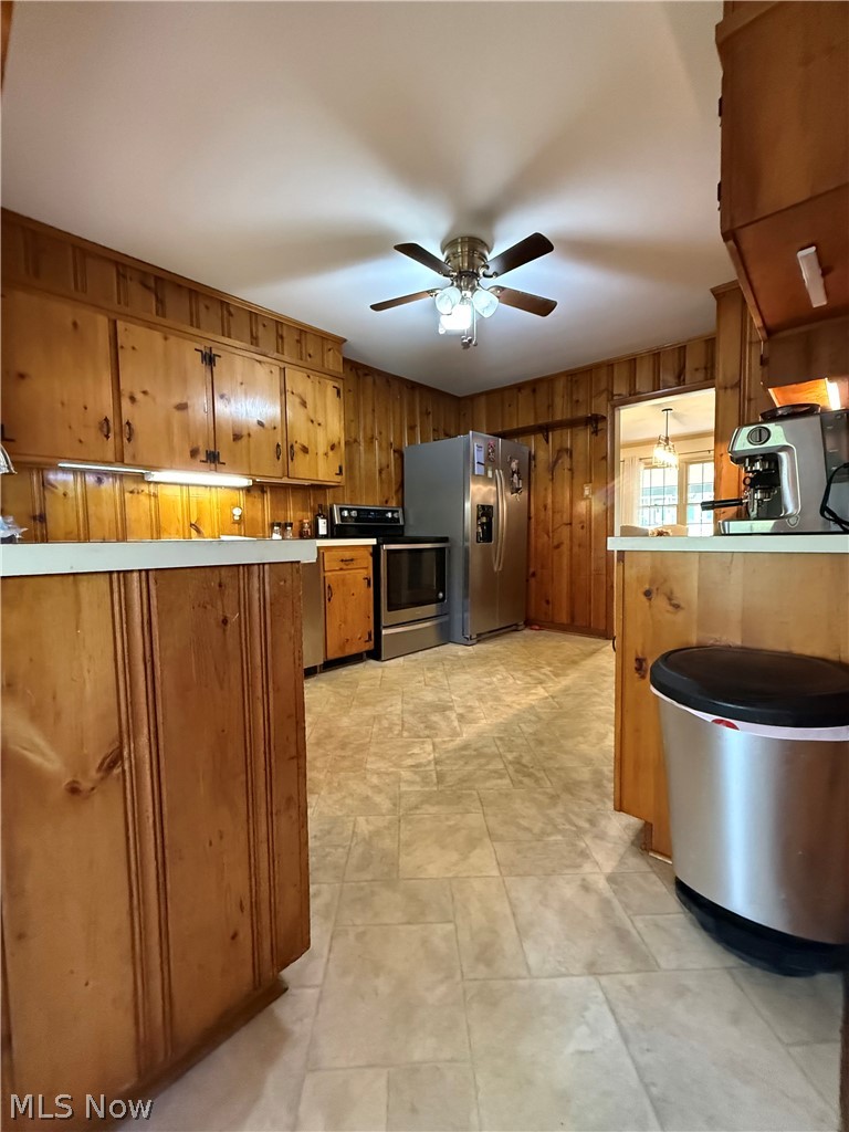 1939 Fulton Drive Coshocton OH 43812