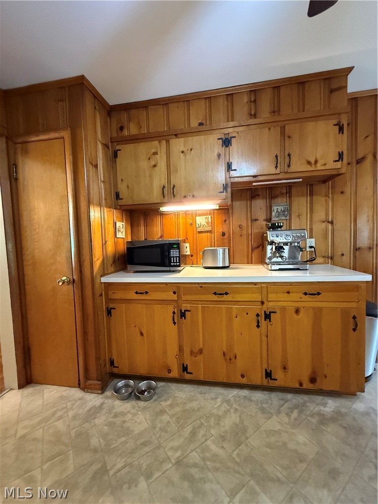 1939 Fulton Drive Coshocton OH 43812