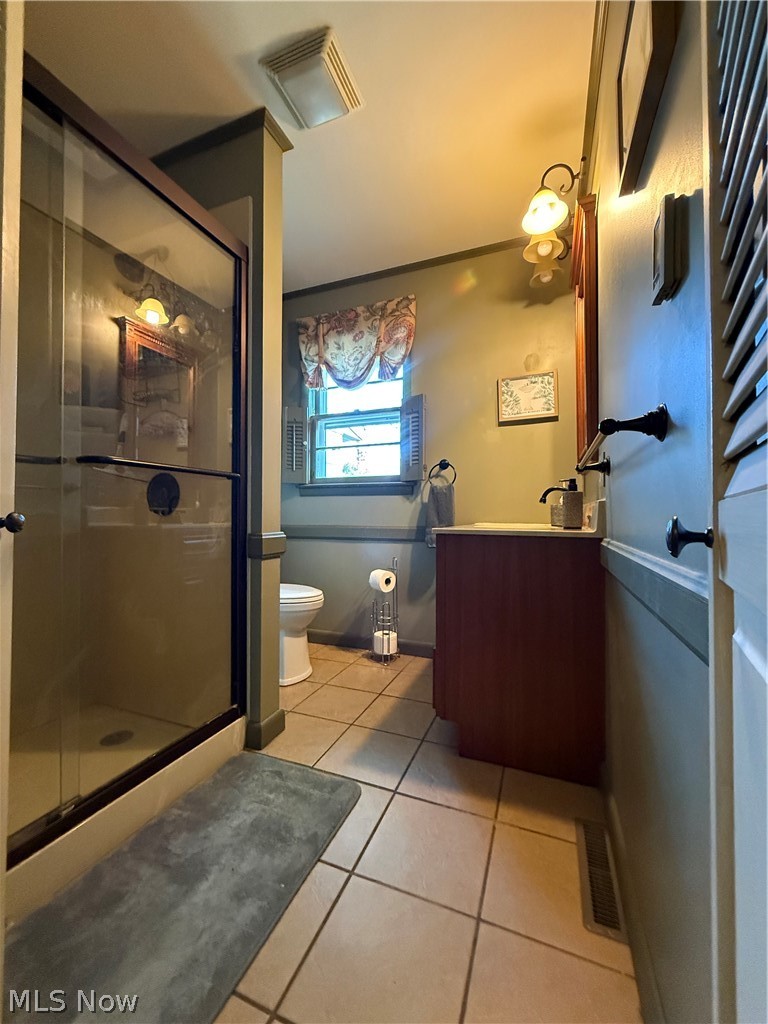 1939 Fulton Drive Coshocton OH 43812