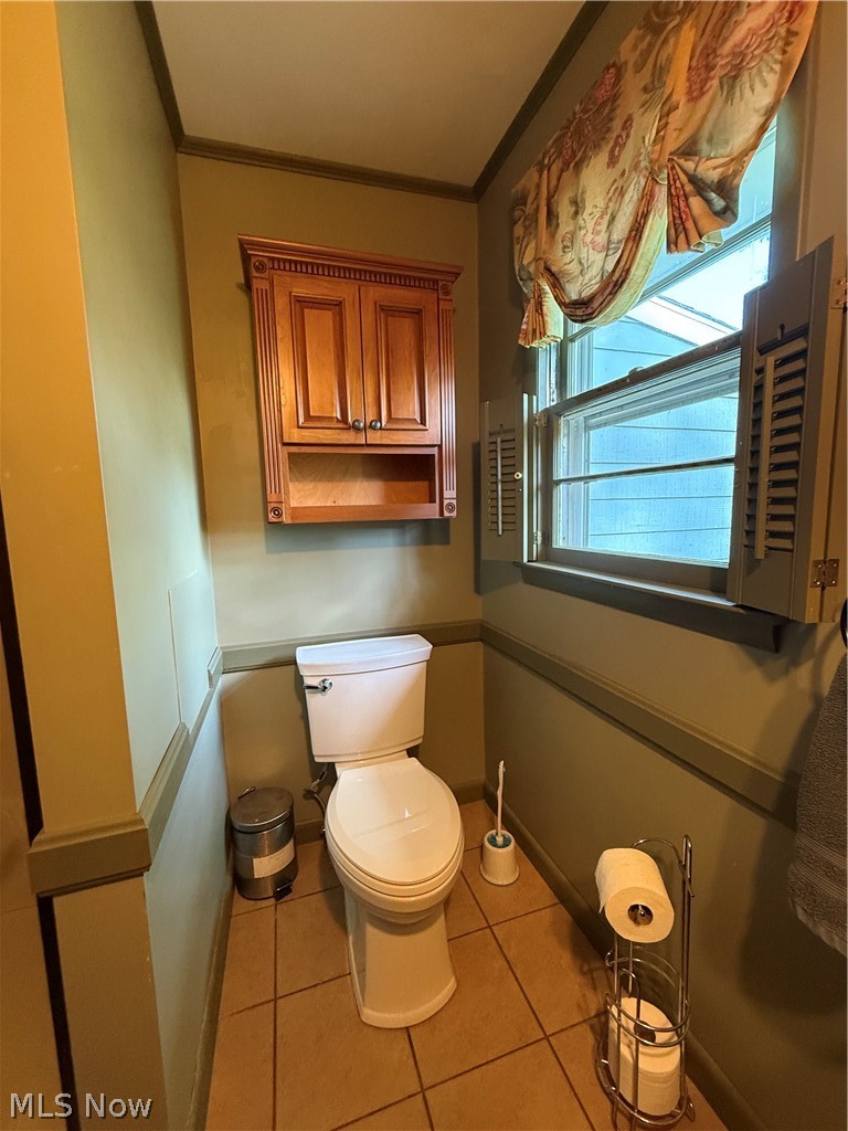 1939 Fulton Drive Coshocton OH 43812