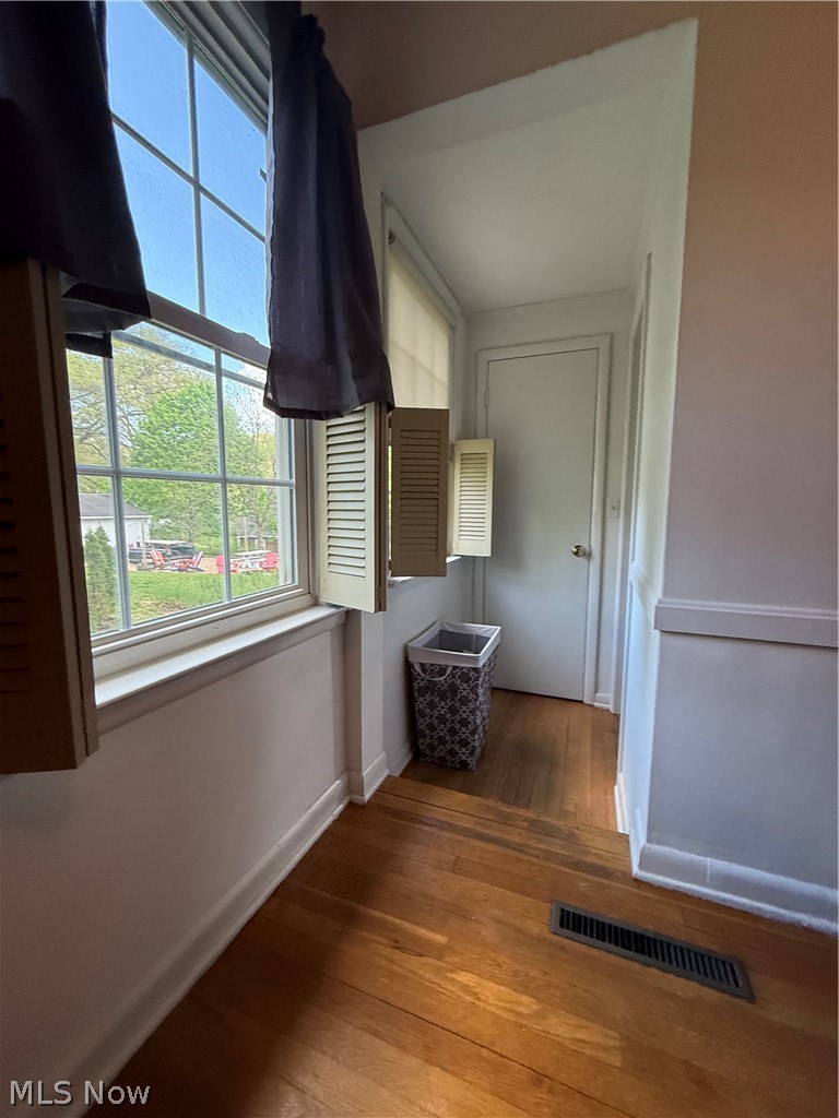 1939 Fulton Drive Coshocton OH 43812