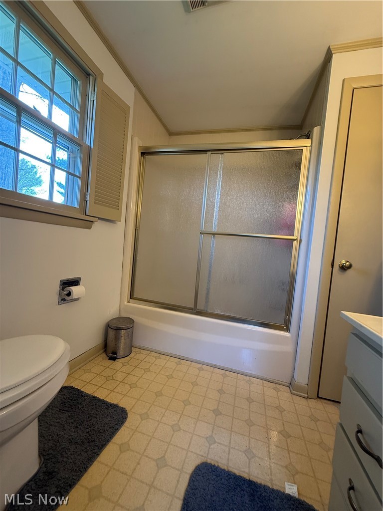 1939 Fulton Drive Coshocton OH 43812