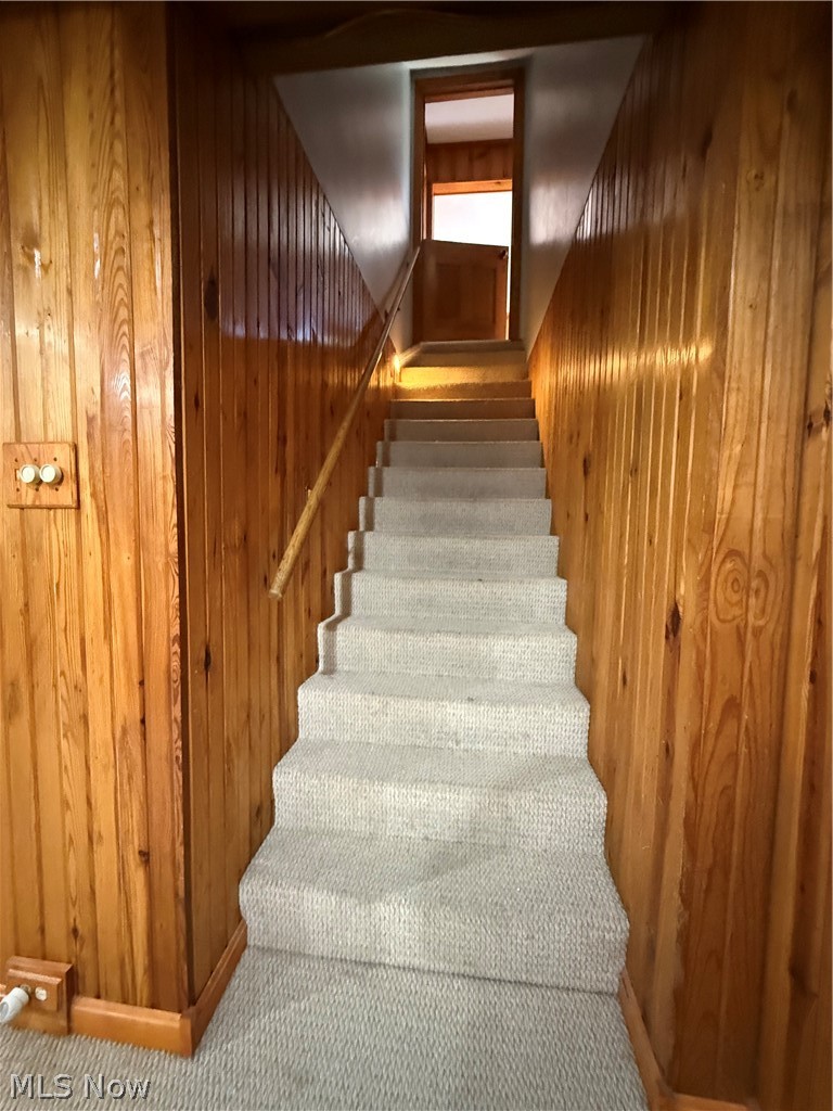 1939 Fulton Drive Coshocton OH 43812