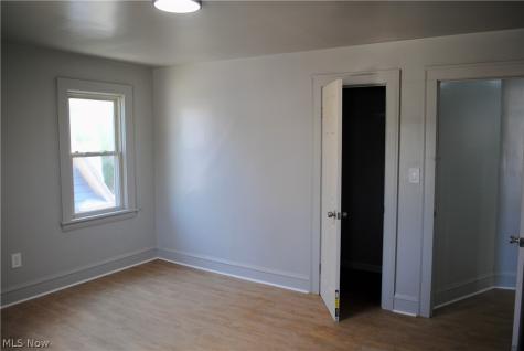 13402 Alvin Avenue Garfield Heights OH 44105