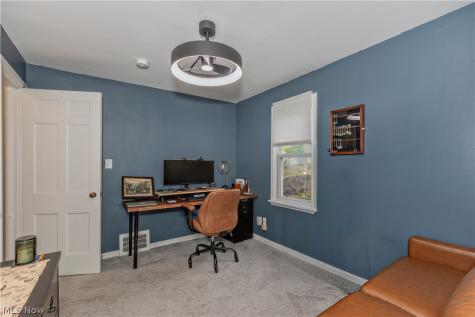 1127 Gordon Road Lyndhurst OH 44124