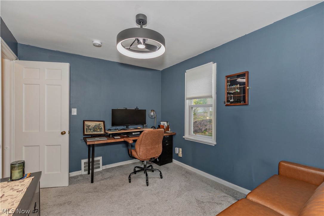1127 Gordon Road Lyndhurst OH 44124