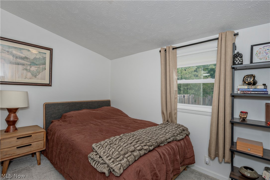 1127 Gordon Road Lyndhurst OH 44124