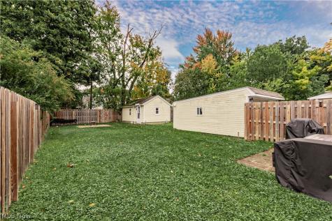 1127 Gordon Road Lyndhurst OH 44124