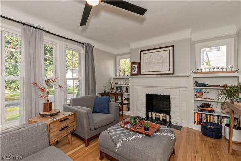 1127 Gordon Road Lyndhurst OH 44124