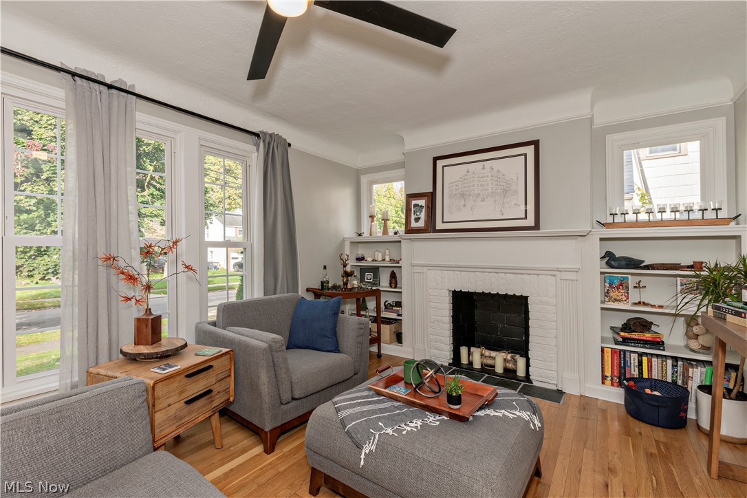 1127 Gordon Road Lyndhurst OH 44124