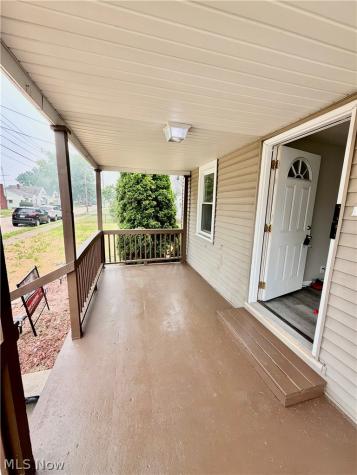 2322 21st Street NE Canton OH 44705