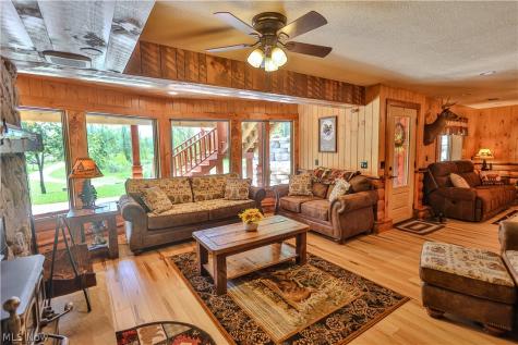 10345 Beech Street NE Alliance OH 44601