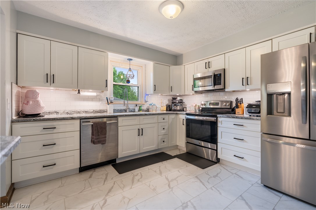 4581 Timothy Drive Green OH 44319