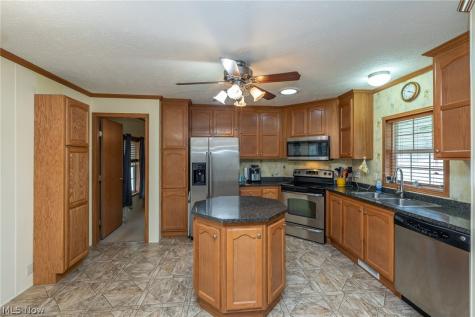 35157 Center Ridge Road North Ridgeville OH 44039