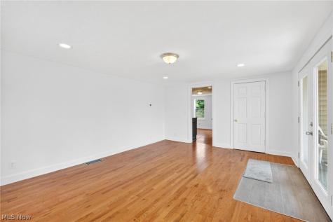 744 Wooster Street Canal Fulton OH 44614