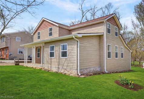 744 Wooster Street Canal Fulton OH 44614