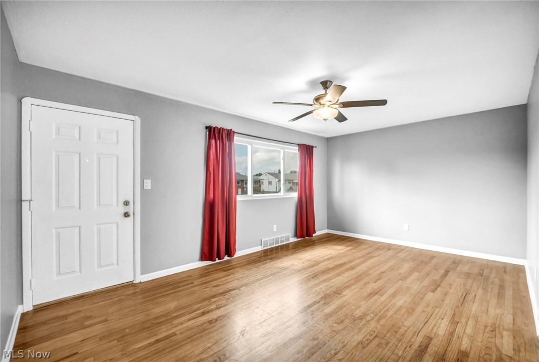 5763 Somerdale Avenue Brook Park OH 44142