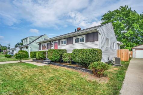 5763 Somerdale Avenue Brook Park OH 44142