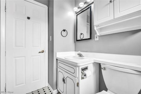 5763 Somerdale Avenue Brook Park OH 44142