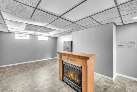 5763 Somerdale Avenue Brook Park OH 44142