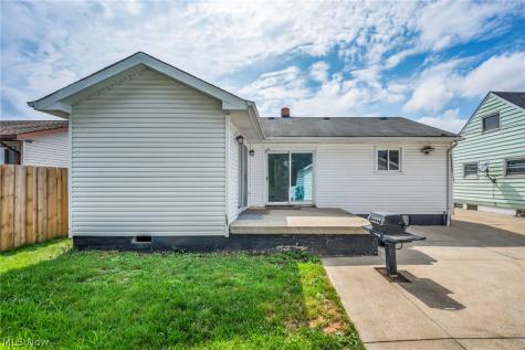 5763 Somerdale Avenue Brook Park OH 44142