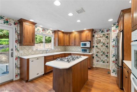 3200 Croydon Drive NW Canton OH 44718
