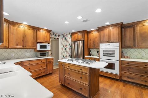 3200 Croydon Drive NW Canton OH 44718