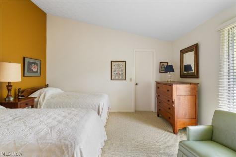 3200 Croydon Drive NW Canton OH 44718