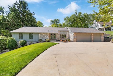 3200 Croydon Drive NW Canton OH 44718