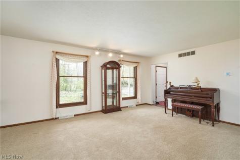 3097 Baughman Road Clinton OH 44216