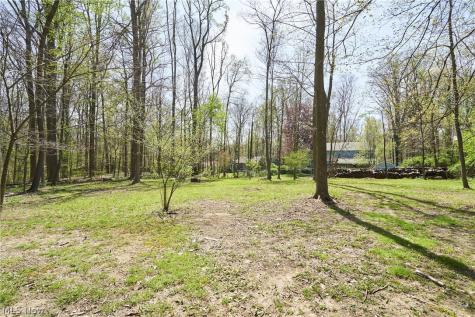 3097 Baughman Road Clinton OH 44216