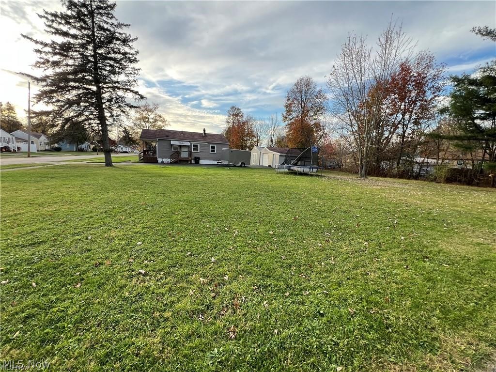 2773 Burton Street SE Warren OH 44484