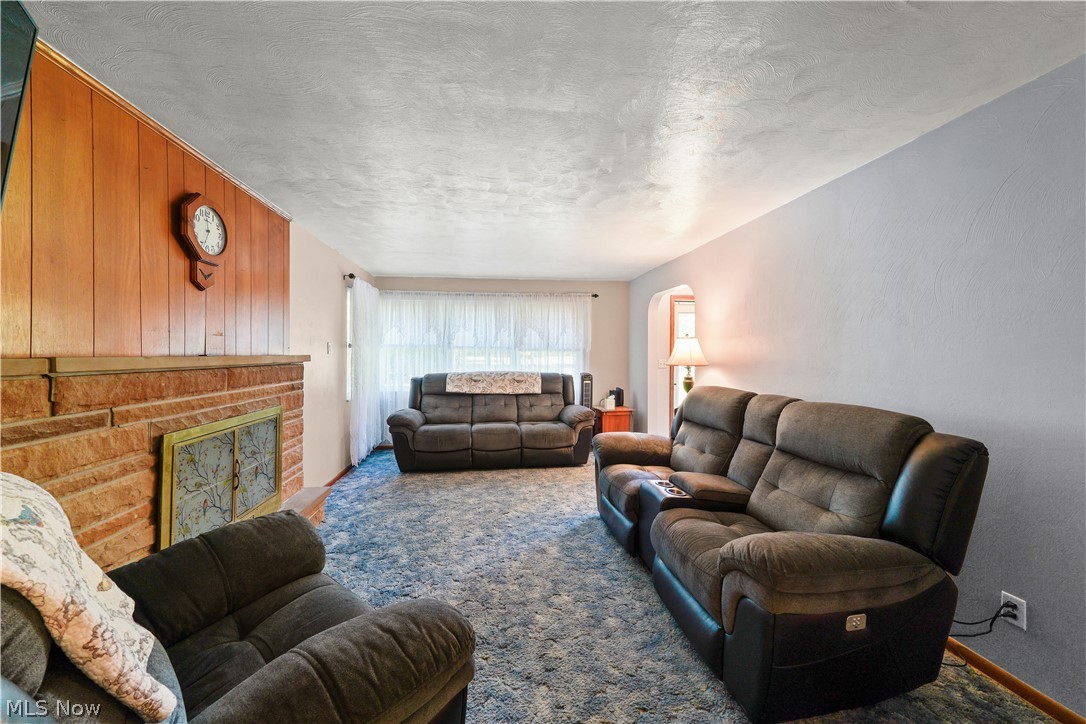 9621 Wolfe Road Windham OH 44288