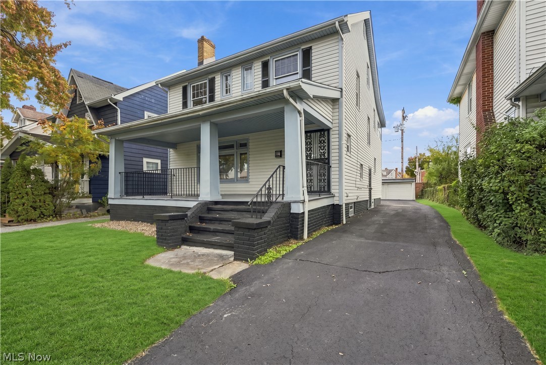 2119 Hampstead Road Cleveland Heights OH 44118