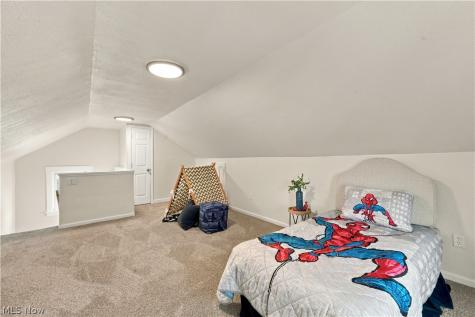 2119 Hampstead Road Cleveland Heights OH 44118