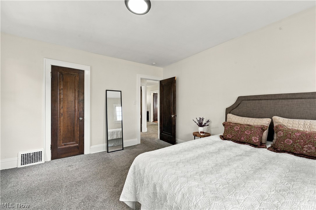2119 Hampstead Road Cleveland Heights OH 44118