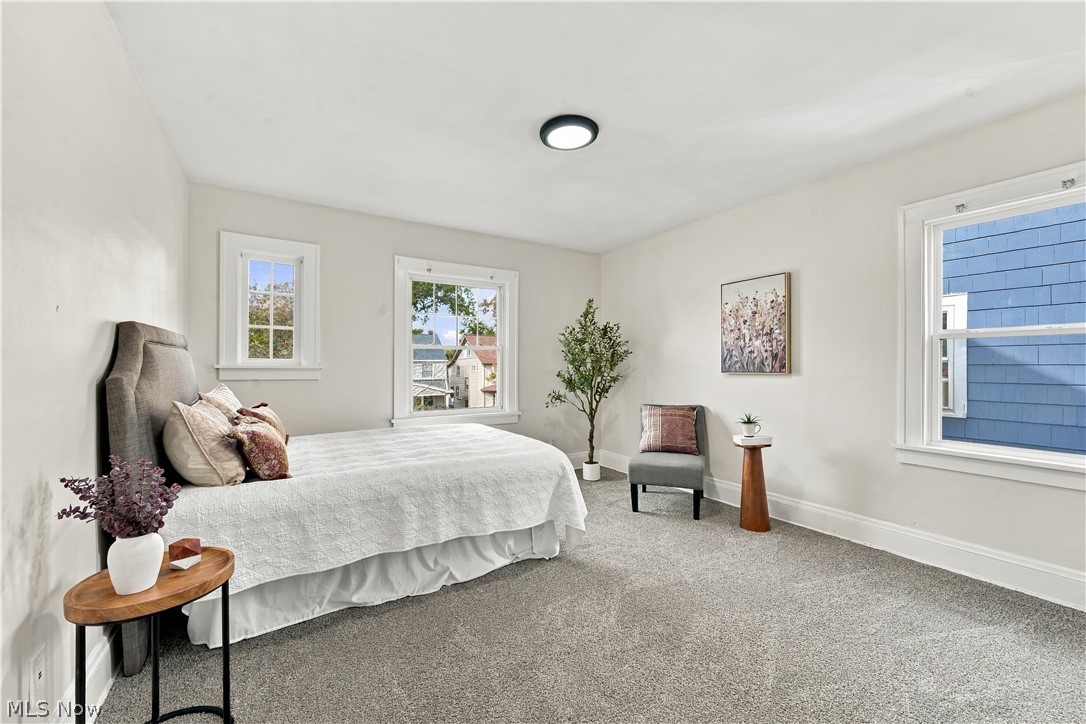 2119 Hampstead Road Cleveland Heights OH 44118