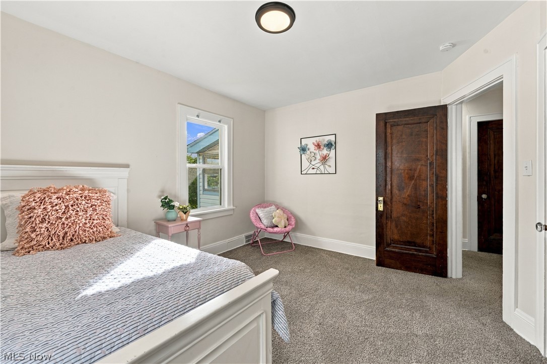 2119 Hampstead Road Cleveland Heights OH 44118