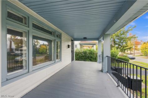 2119 Hampstead Road Cleveland Heights OH 44118