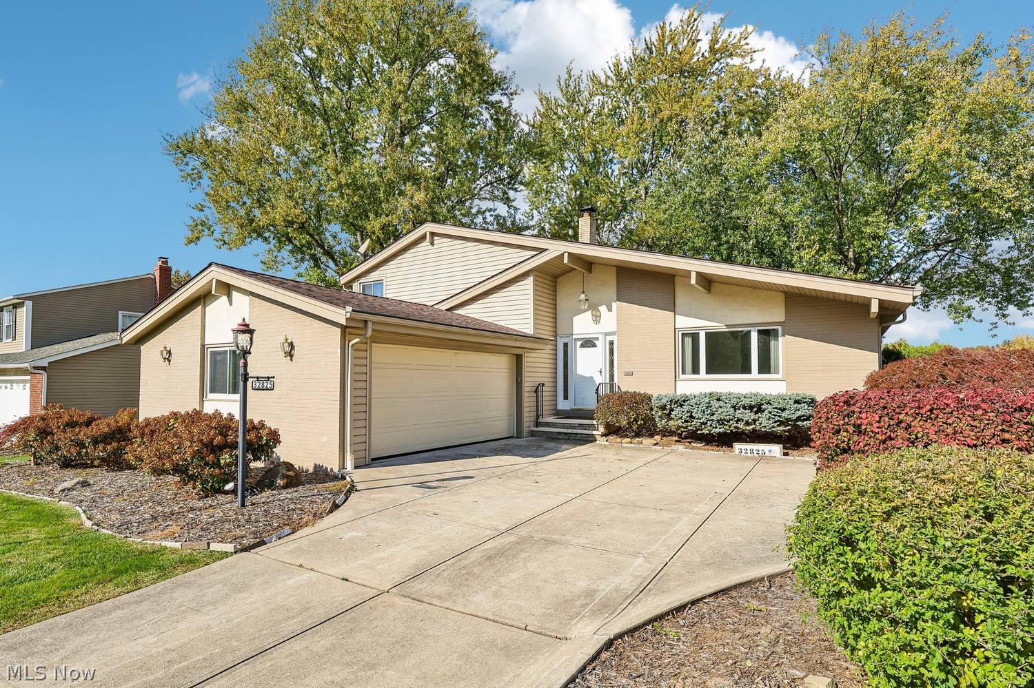 Solon OH, 32825 W Nimrod Street