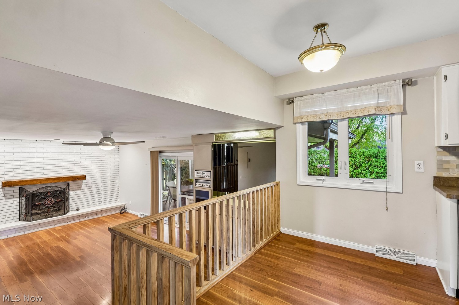 32825 W Nimrod Street Solon OH 44139