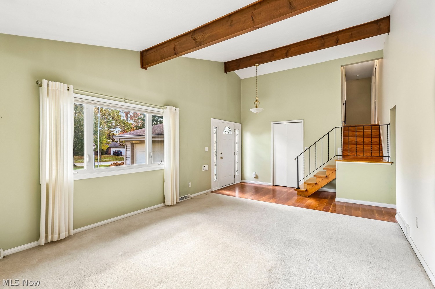 32825 W Nimrod Street Solon OH 44139