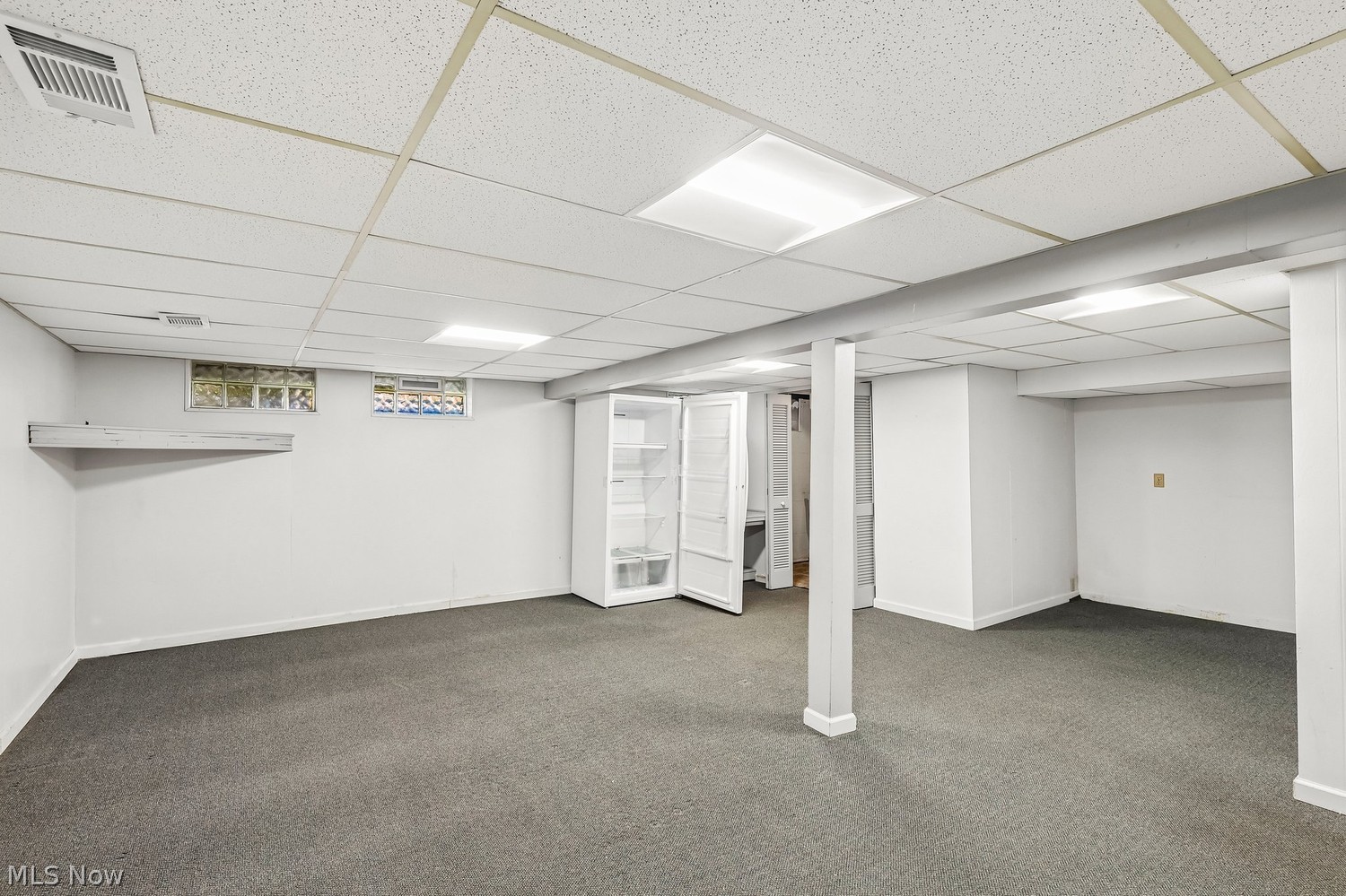 32825 W Nimrod Street Solon OH 44139